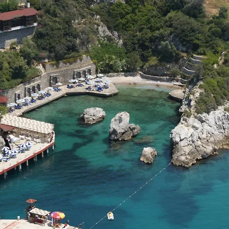 Üdülőközpont Korumar Deluxe Kusadası