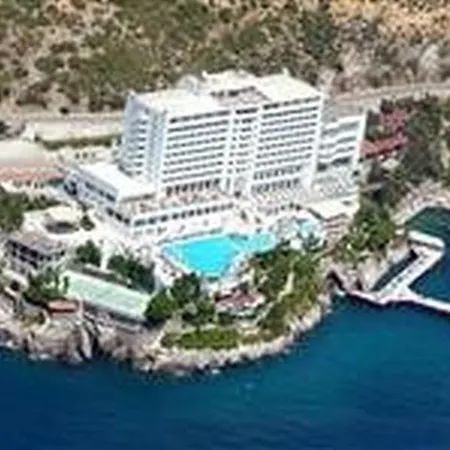 Resort Korumar Deluxe 5*