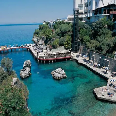 Korumar Deluxe Θέρετρο