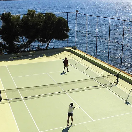 リゾート コリマー デラックス クシャダス