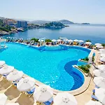 Korumar Deluxe Resort Kuşadası